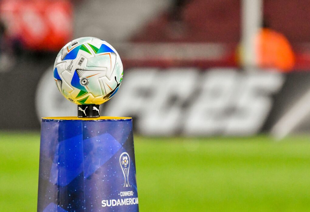 Intensos cruces de Playoffs de la Copa Sudamericana 2025 prometen definiciones sin tregua ni error Playoffs de la Copa Sudamericana 2025
